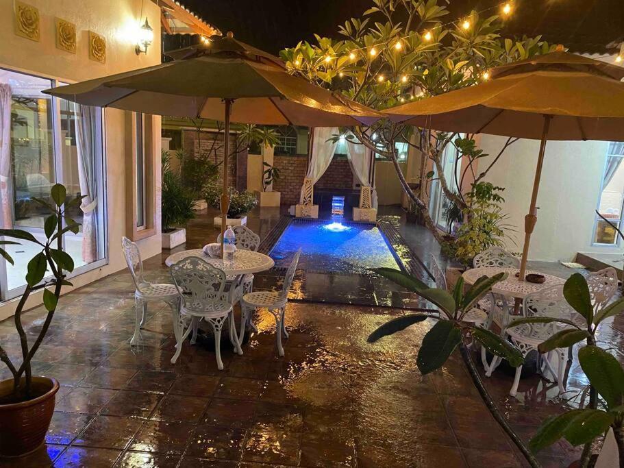 Suria 3 Sepang With Private Pool Villa Sungai Pelek Exterior foto